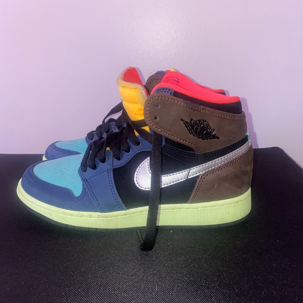 Jordan 1 size 4.5